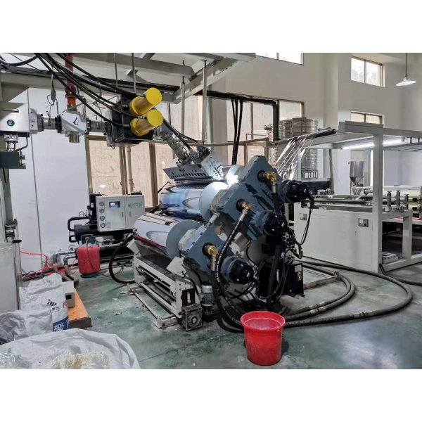 開放式冷水機(jī)，水冷式冷水機(jī)，工業(yè)冷水機(jī)
